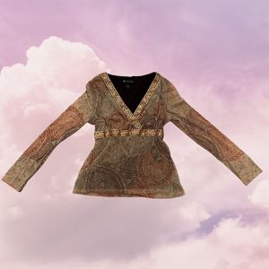 Beautiful mesh gold Vintage y2k long sleeve top 

#cargo #grunge #coquette